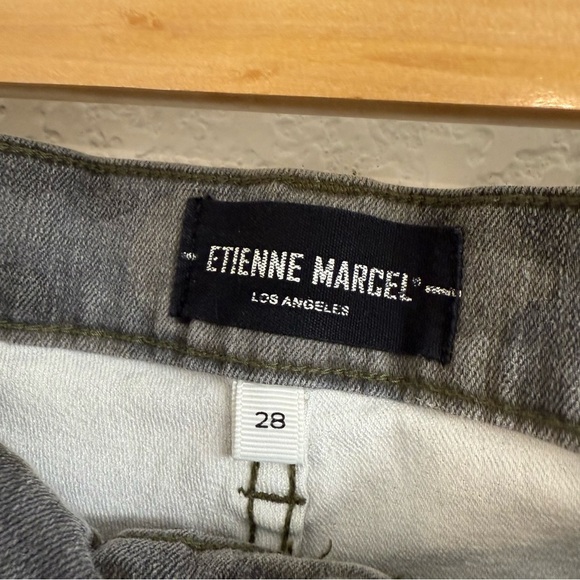 Etienne Marcel Classic Camo Skinny Jeans Size 28 - Picture 4 of 5